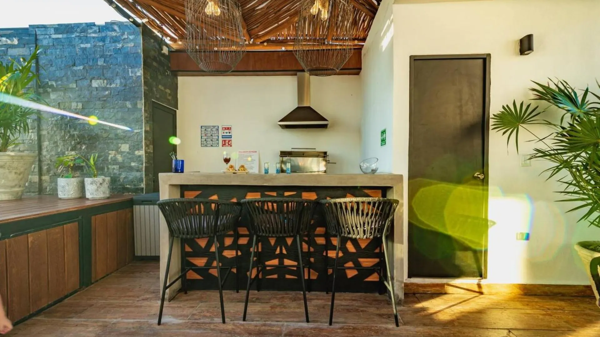 Emiliano 42 Condos Boutique Playa del Carmen 0*,