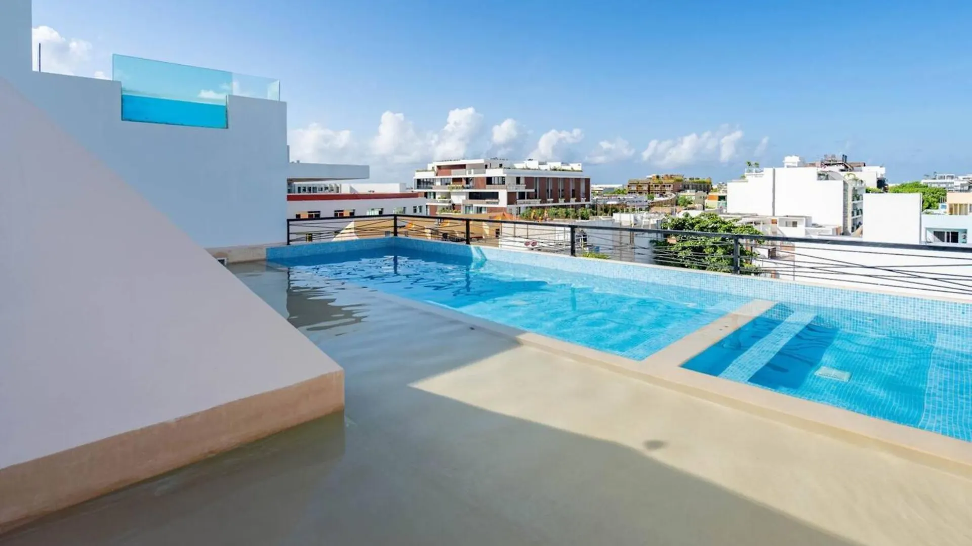 Emiliano 42 Condos Boutique Playa del Carmen 0*,  Mexico