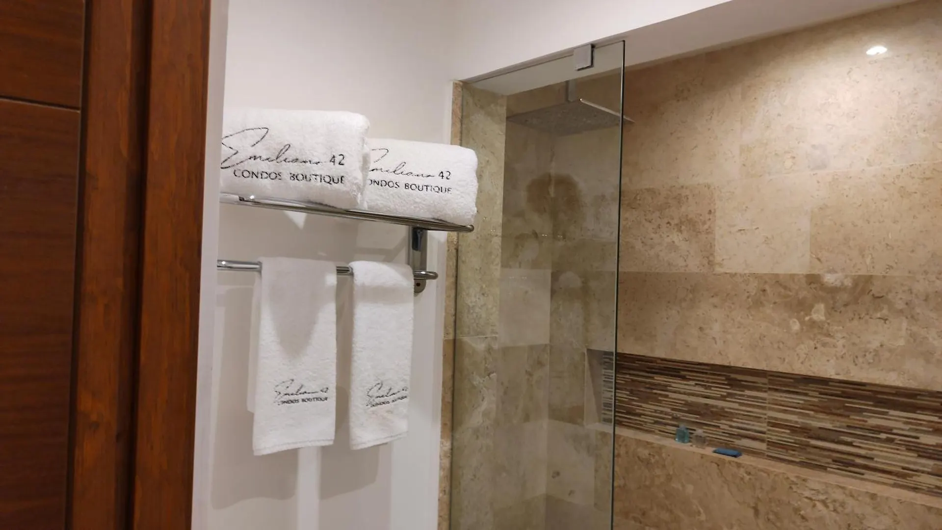 Aparthotel Emiliano 42 Condos Boutique Playa del Carmen