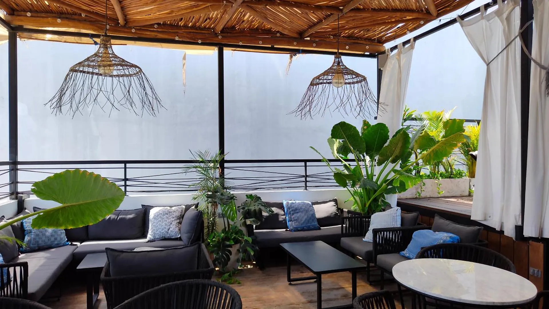 Emiliano 42 Condos Boutique Playa del Carmen