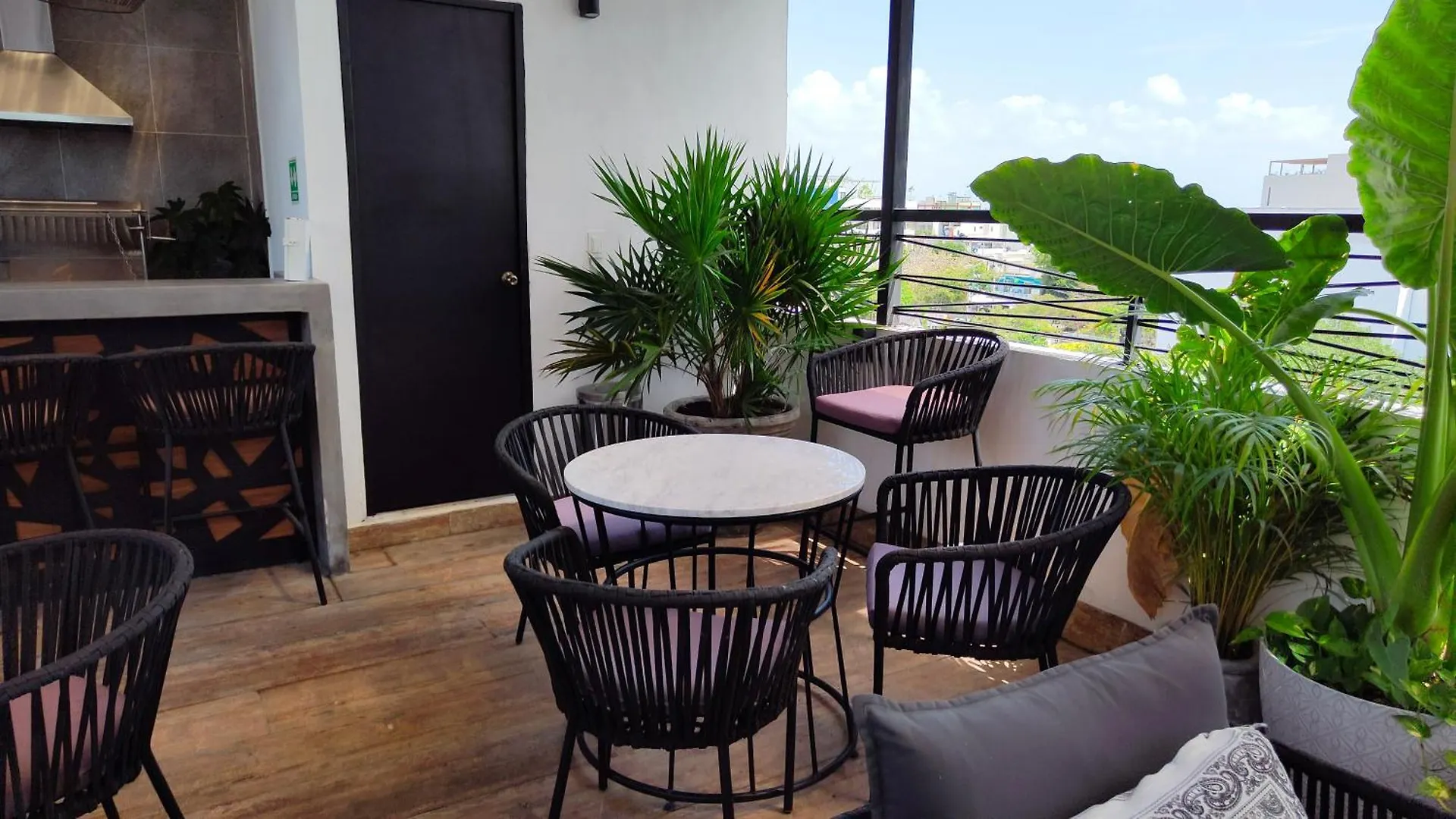 Emiliano 42 Condos Boutique Playa del Carmen