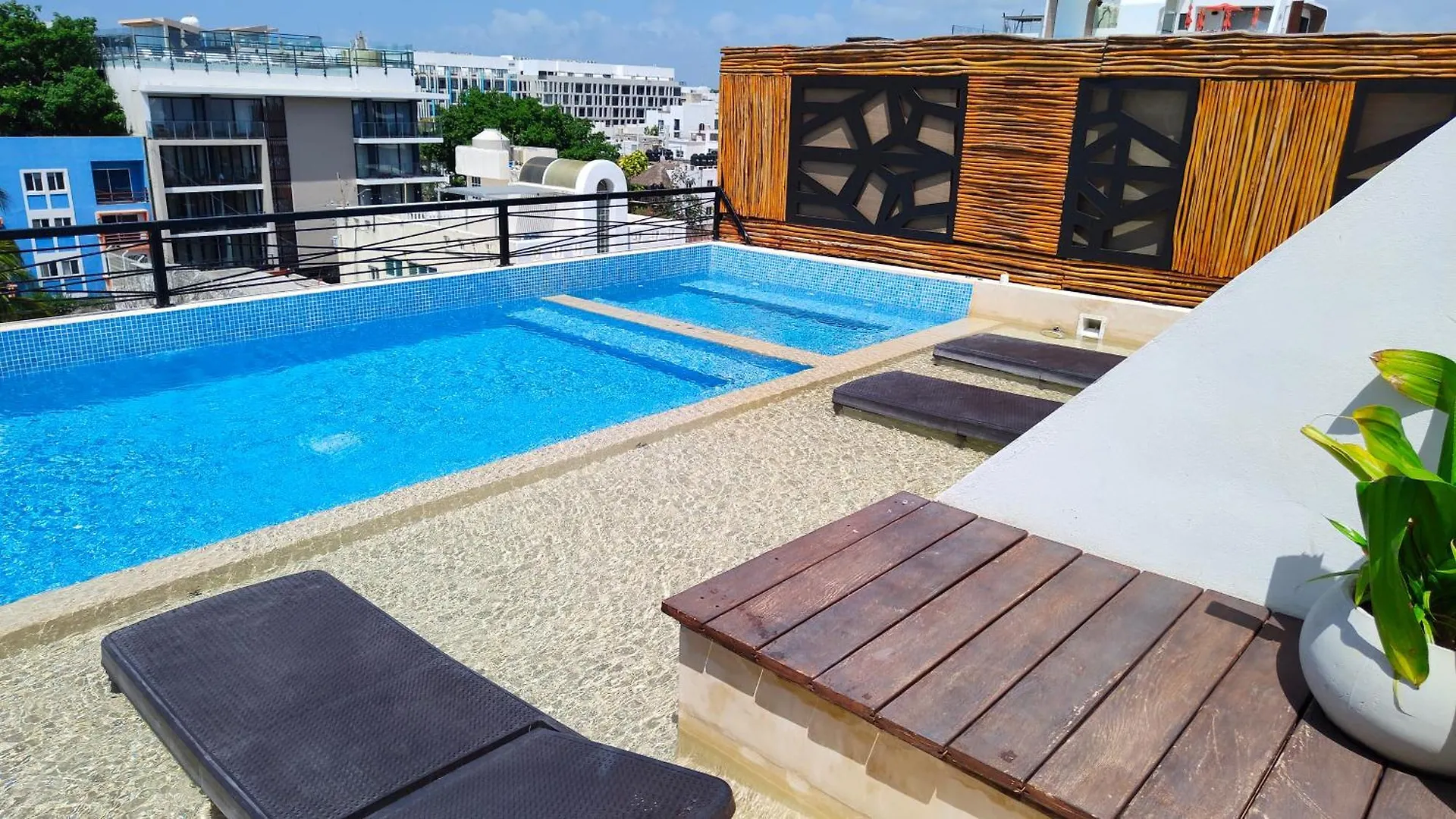 Emiliano 42 Condos Boutique Playa del Carmen